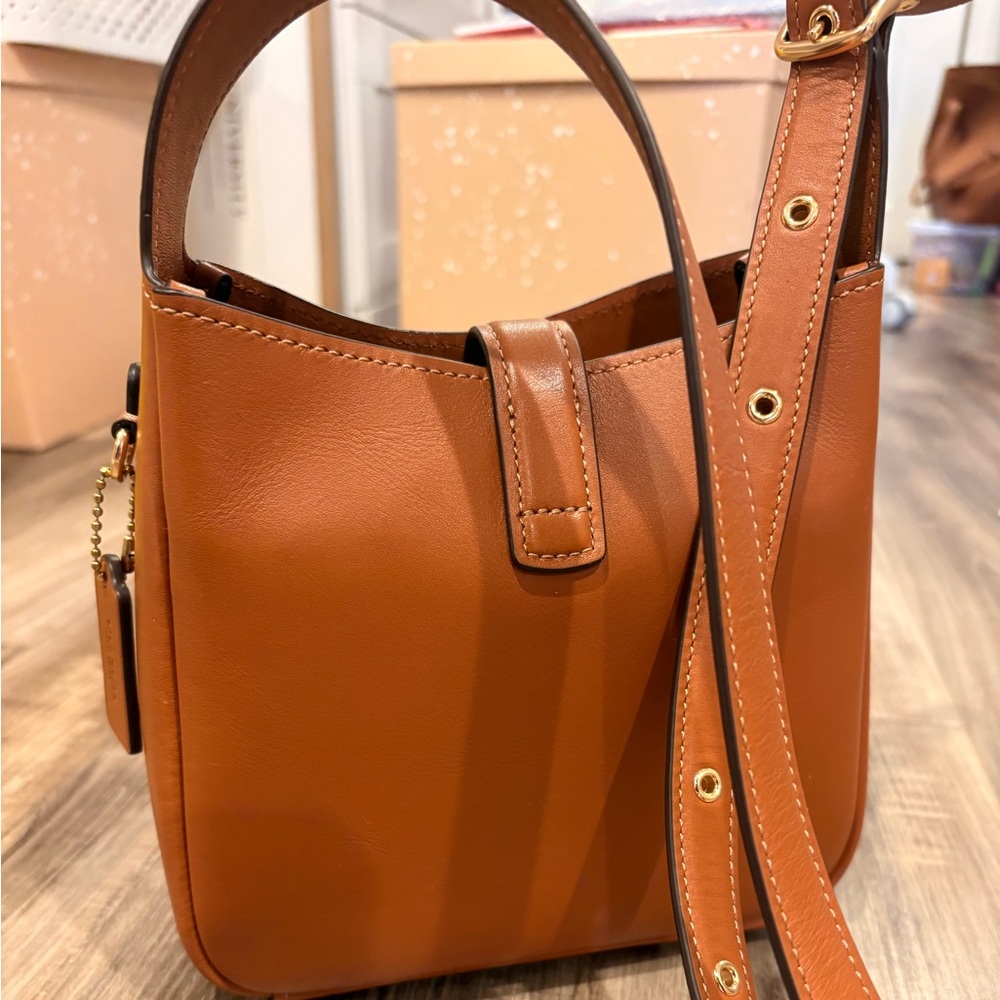 Coach Hadley Mini Crossbody Bag NWOT - Picture 6 of 7